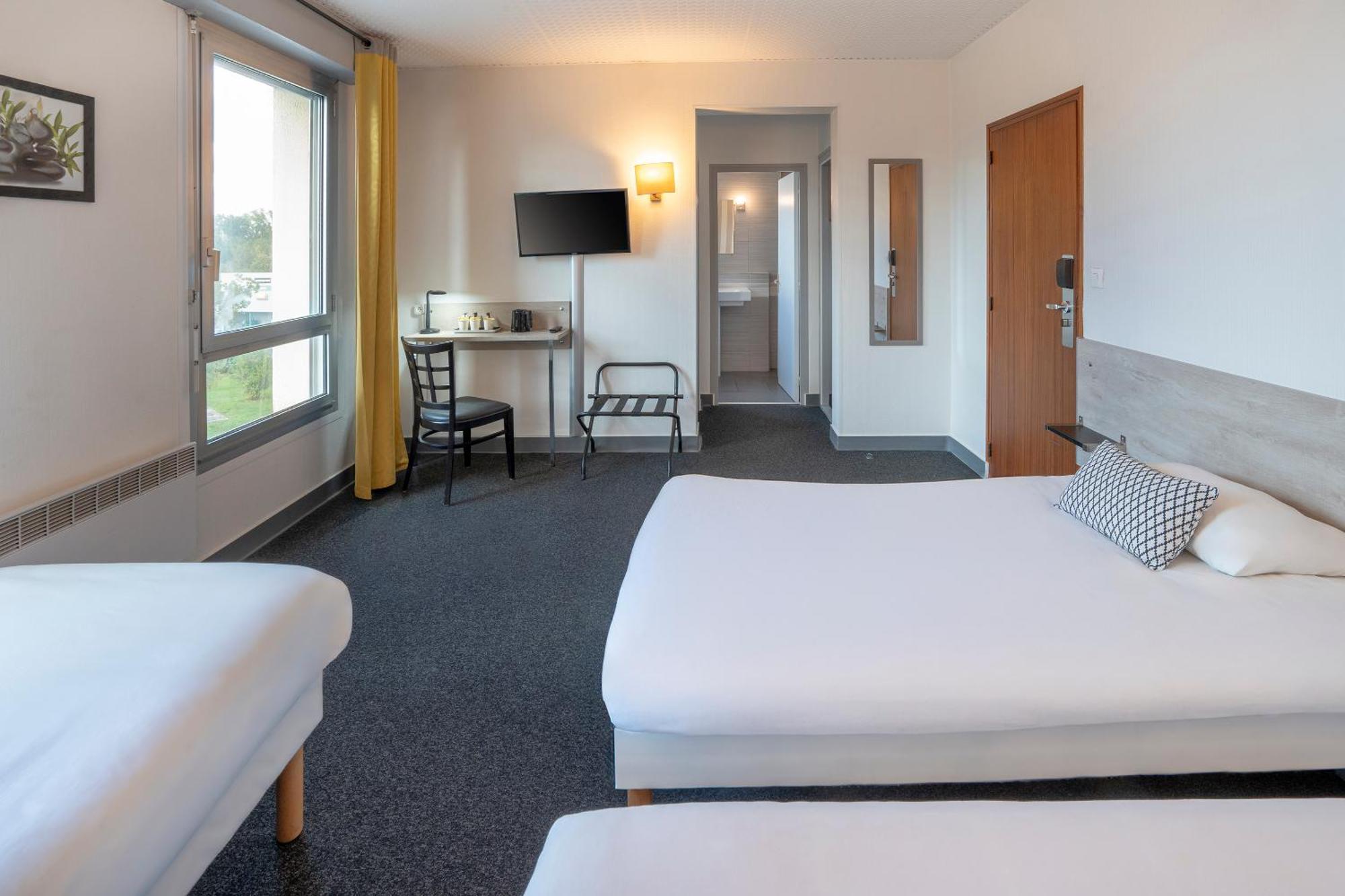 Sure Hotel By Best Western Angulema Exterior foto